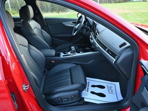 Used 2022 Audi A4 2.0T Premium Plus image 19