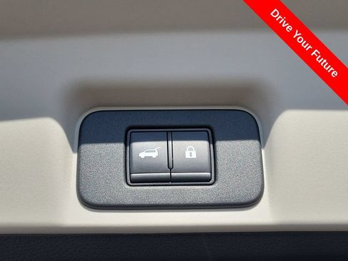 Used 2025 Nissan Ariya Platinum AWD/4WD image 27