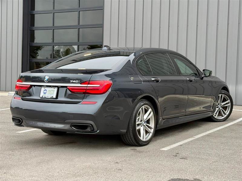 Used 2016 BMW 740i RWD image 6