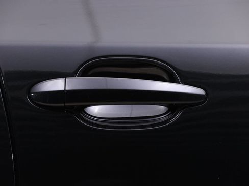 Used 2006 BMW M5 image 38