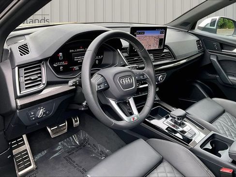 Used 2023 Audi SQ5 Premium Plus w/ Premium Plus Package AWD/4WD image 17