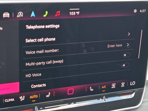 New 2025 Volkswagen Tiguan SE image 11