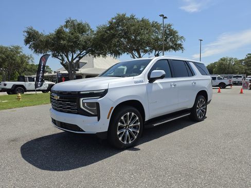 New 2026 Chevrolet Tahoe High Country w/ Sun And Tow Package AWD/4WD image 10