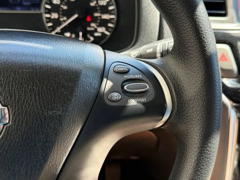 Certified 2020 Nissan Pathfinder S AWD/4WD image 16