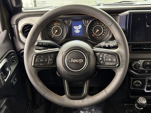 Used 2024 Jeep Wrangler Unlimited Sport AWD/4WD image 11