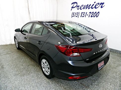 Used 2020 Hyundai Elantra SE FWD image 4