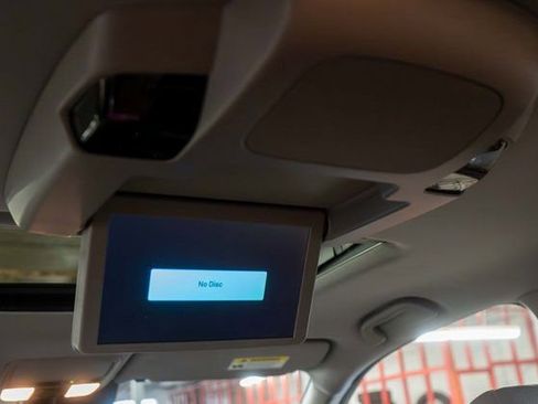 Used 2020 Honda Pilot Touring image 15