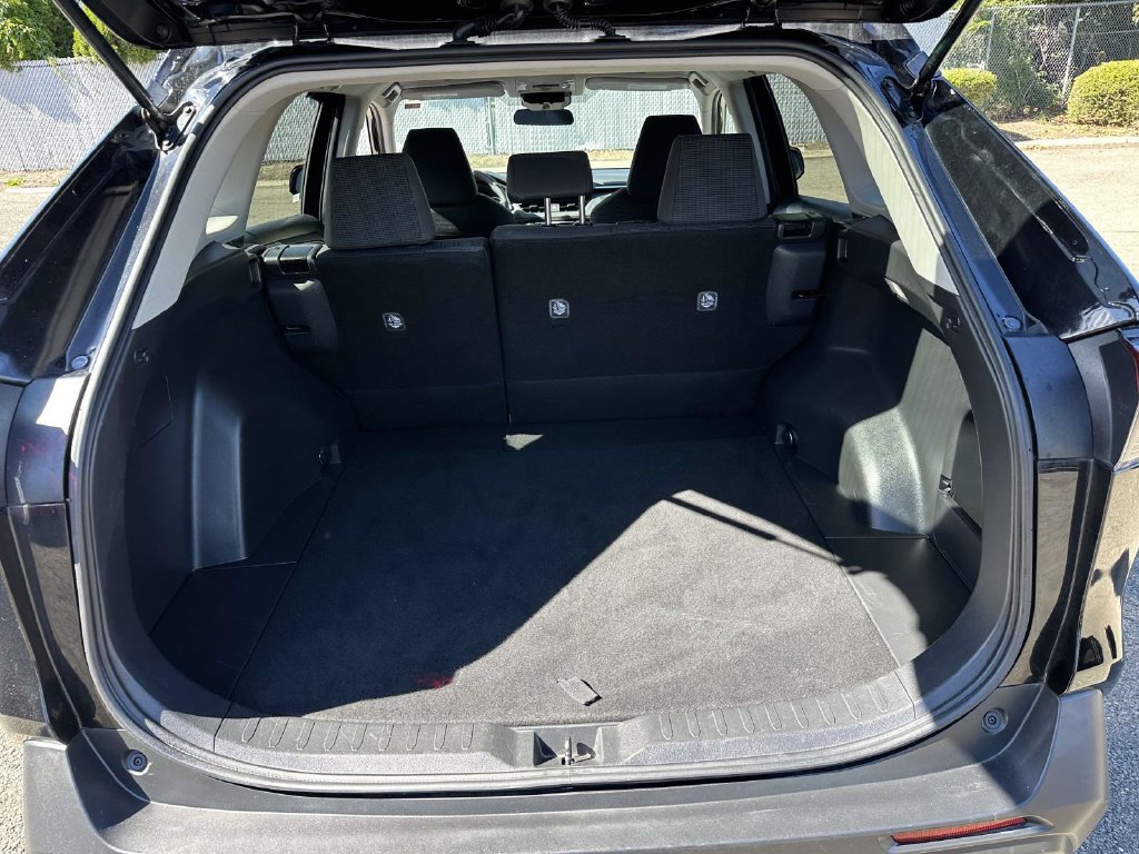 Used 2025 Toyota RAV4 LE AWD/4WD image 13