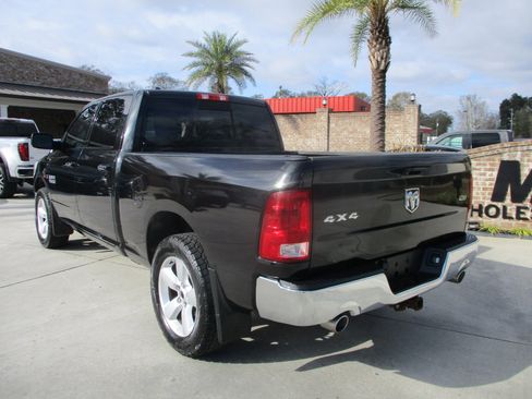 Used 2015 RAM 1500 Classic SLT w/ SLT Plus D←cor Group image 6