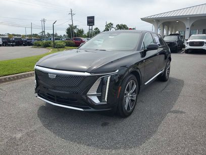 New 2025 Cadillac Lyriq Luxury