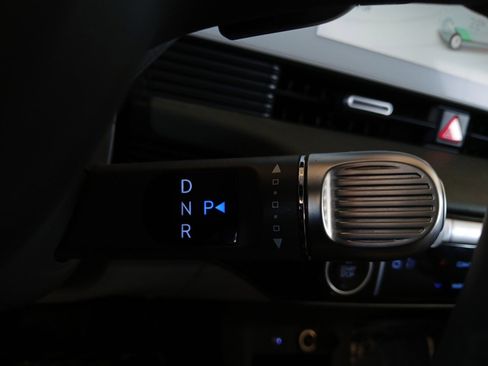 Certified 2024 Hyundai Ioniq 5 Limited image 19