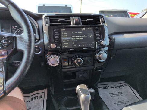 Certified 2024 Toyota 4Runner TRD Off-Road Premium w/ Off Road Premium Plus Package AWD/4WD image 17