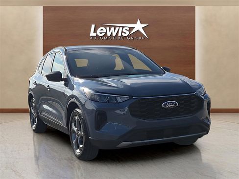 Used 2025 Ford Escape ST-Line w/ Tech Pack #1 image 6