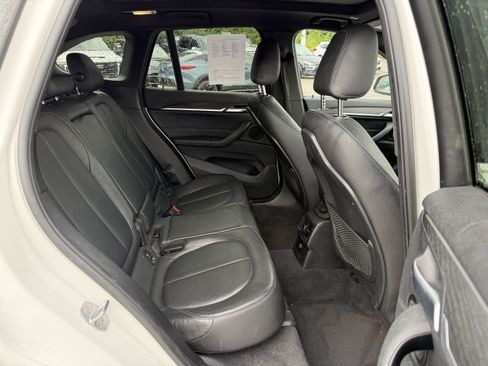 Used 2017 BMW X1 xDrive28i AWD/4WD image 10