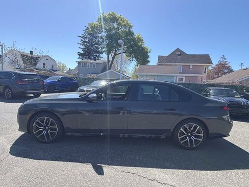 Certified 2023 BMW 740i w/ Parking Assistance Package RWD image 8