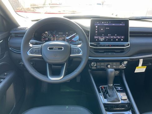 New 2026 Jeep Compass Latitude AWD/4WD image 19