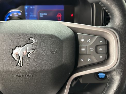 Used 2023 Ford Bronco Big Bend w/ Sasquatch Package AWD/4WD image 17