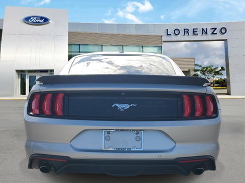Used 2020 Ford Mustang Premium image 6