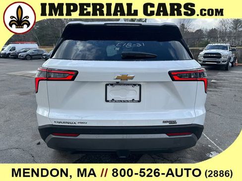 New 2026 Chevrolet Equinox LT w/ LPO, Floor Liner Package AWD/4WD image 9