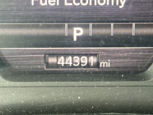 Used 2025 RAM 1500 Big Horn image 14