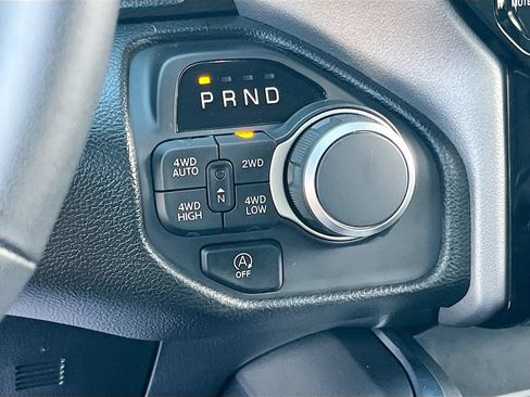 Certified 2025 RAM 1500 Big Horn AWD/4WD image 17