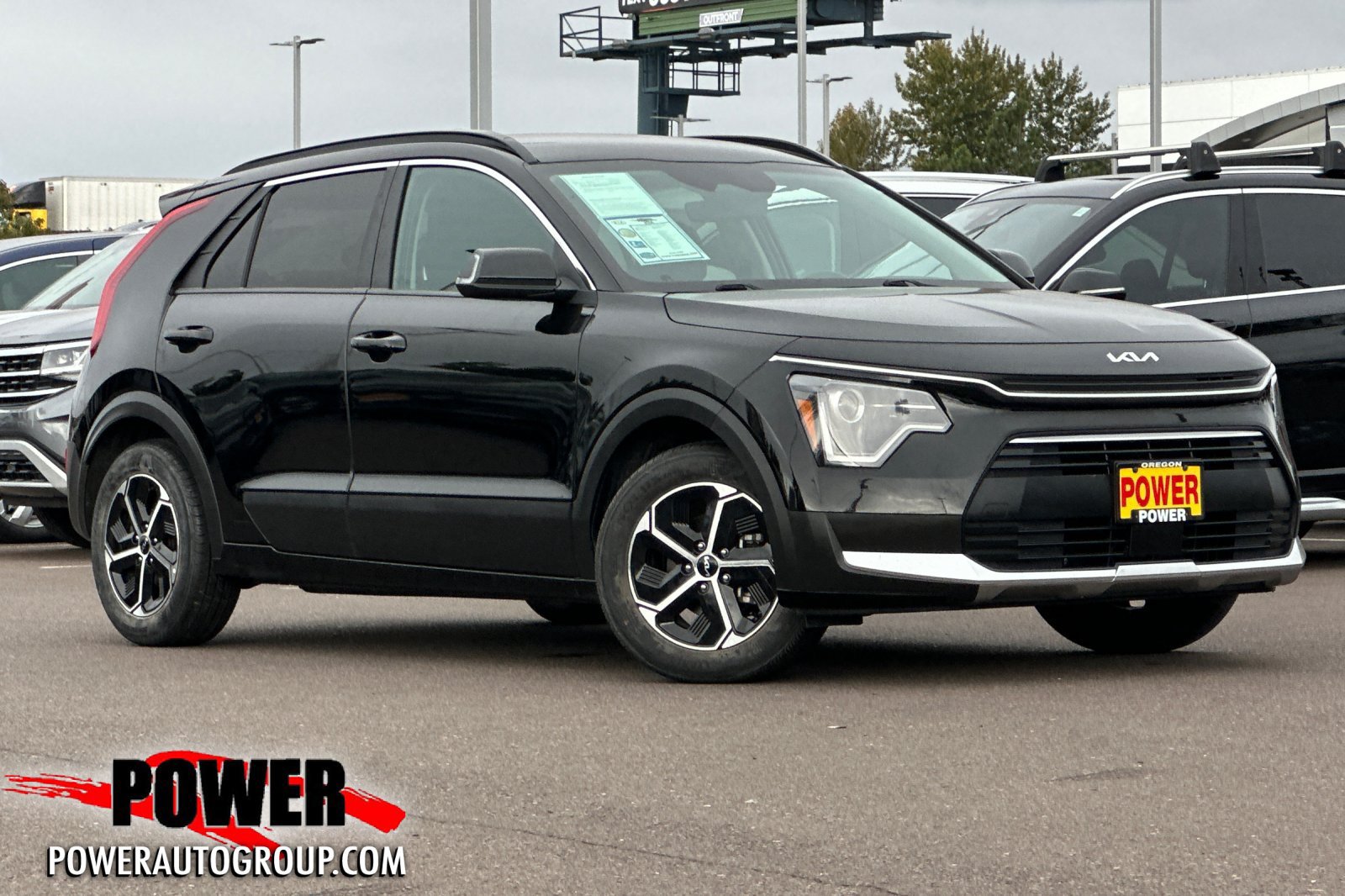Certified 2024 Kia Niro EX w/ EX Cold Weather Package FWD image 1