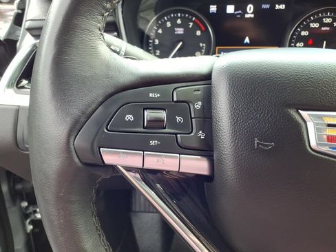 Used 2023 Cadillac XT6 Premium Luxury w/ Technology Package AWD/4WD image 21