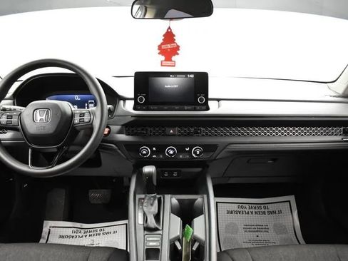 Used 2024 Honda Accord LX image 18