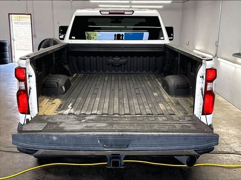 Used 2021 Chevrolet Silverado 2500 LT w/ Convenience Package AWD/4WD image 35