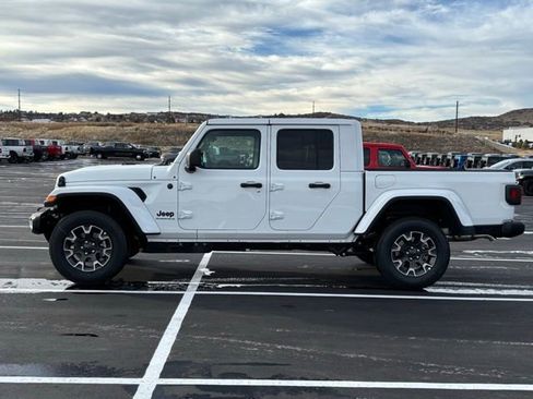 New 2026 Jeep Gladiator Sport image 2
