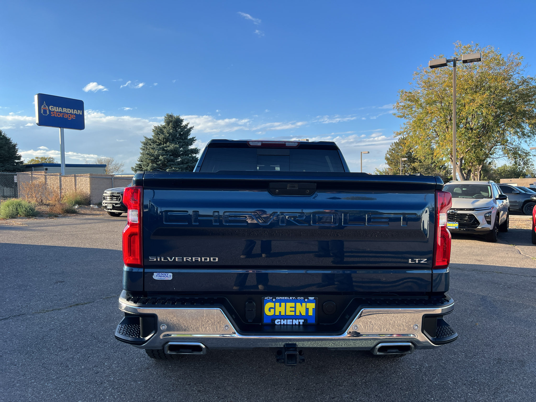 Used 2020 Chevrolet Silverado 1500 LTZ w/ LTZ Plus Package AWD/4WD image 17