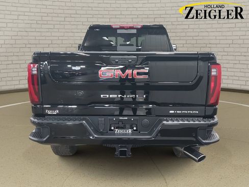 New 2026 GMC Sierra 3500 Denali w/ Denali Reserve Package image 6