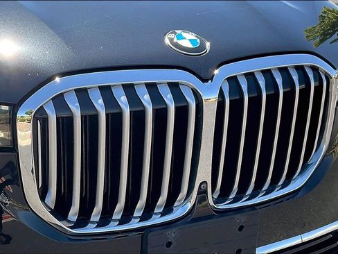 Used 2020 BMW X7 xDrive40i w/ Premium Package AWD/4WD image 33