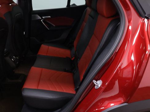 Used 2025 BMW X2 xDrive28i w/ Convenience Package image 11