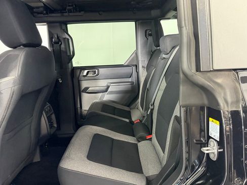 Used 2025 Ford Bronco Big Bend image 23