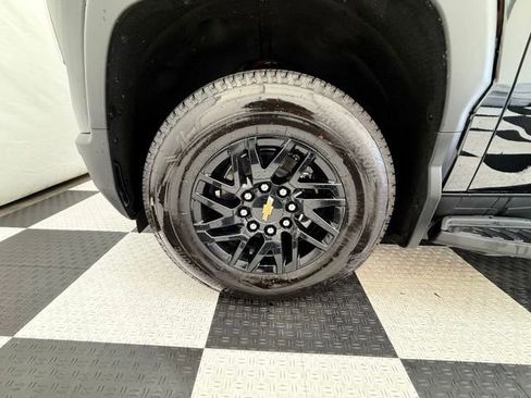 New 2026 Chevrolet Silverado EV LT w/ Plus Package AWD/4WD image 11