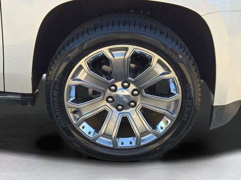 Used 2016 GMC Yukon Denali w/ Open Road Package image 6