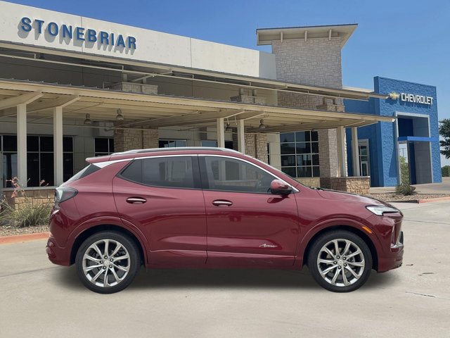 Used 2024 Buick Encore GX Avenir w/ Avenir Technology Package FWD image 4