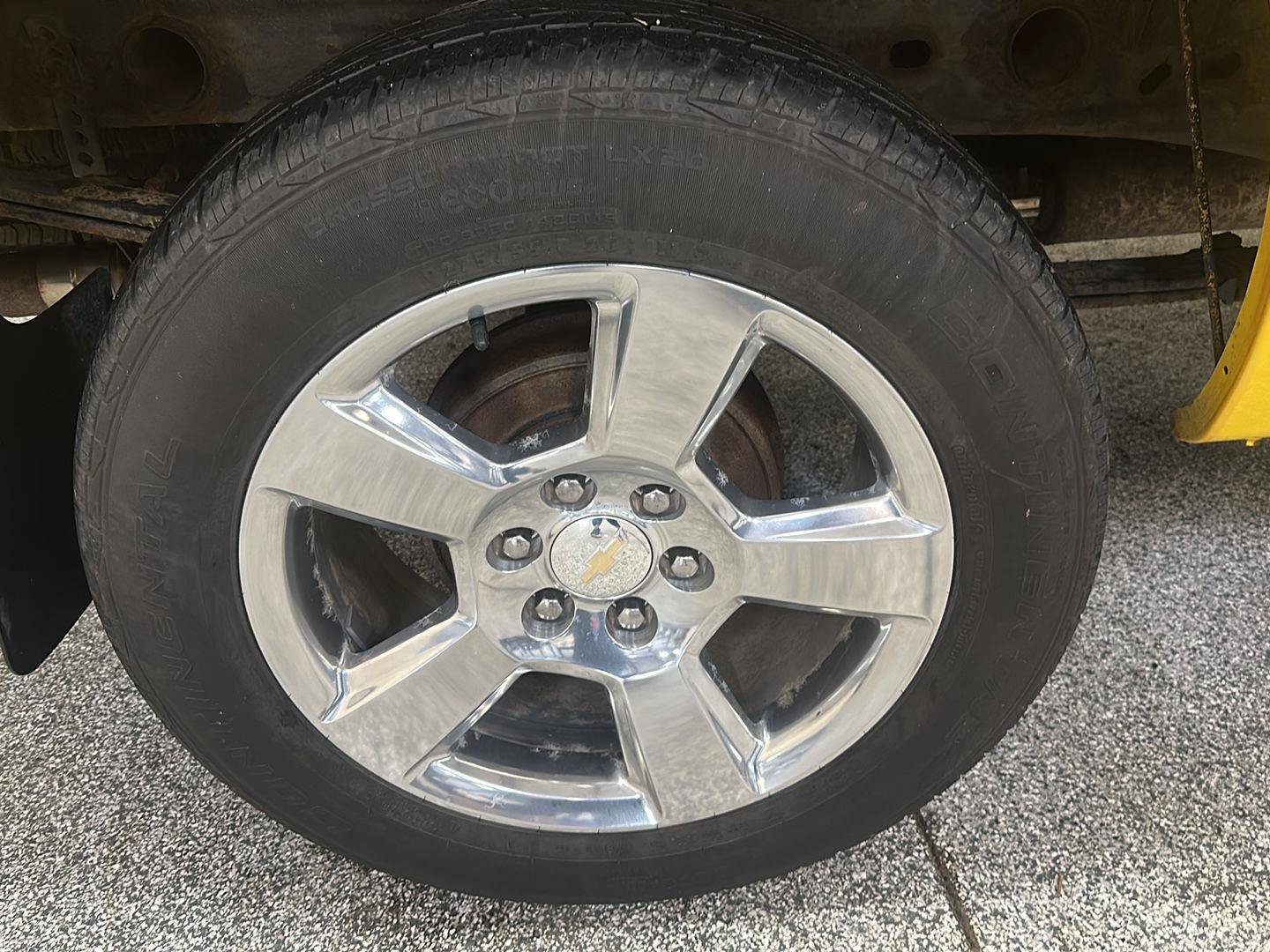Used 2005 Chevrolet Silverado 1500 LT w/ Light Duty Power Package AWD/4WD image 10