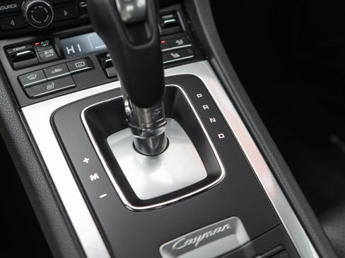 Used 2016 Porsche Cayman RWD image 19