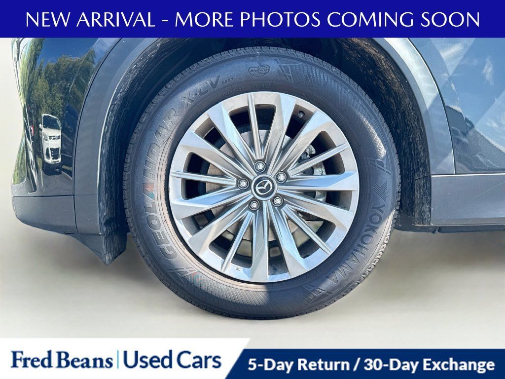 Used 2024 MAZDA CX-90 3.3 Turbo w/ Preferred Package AWD/4WD image 12