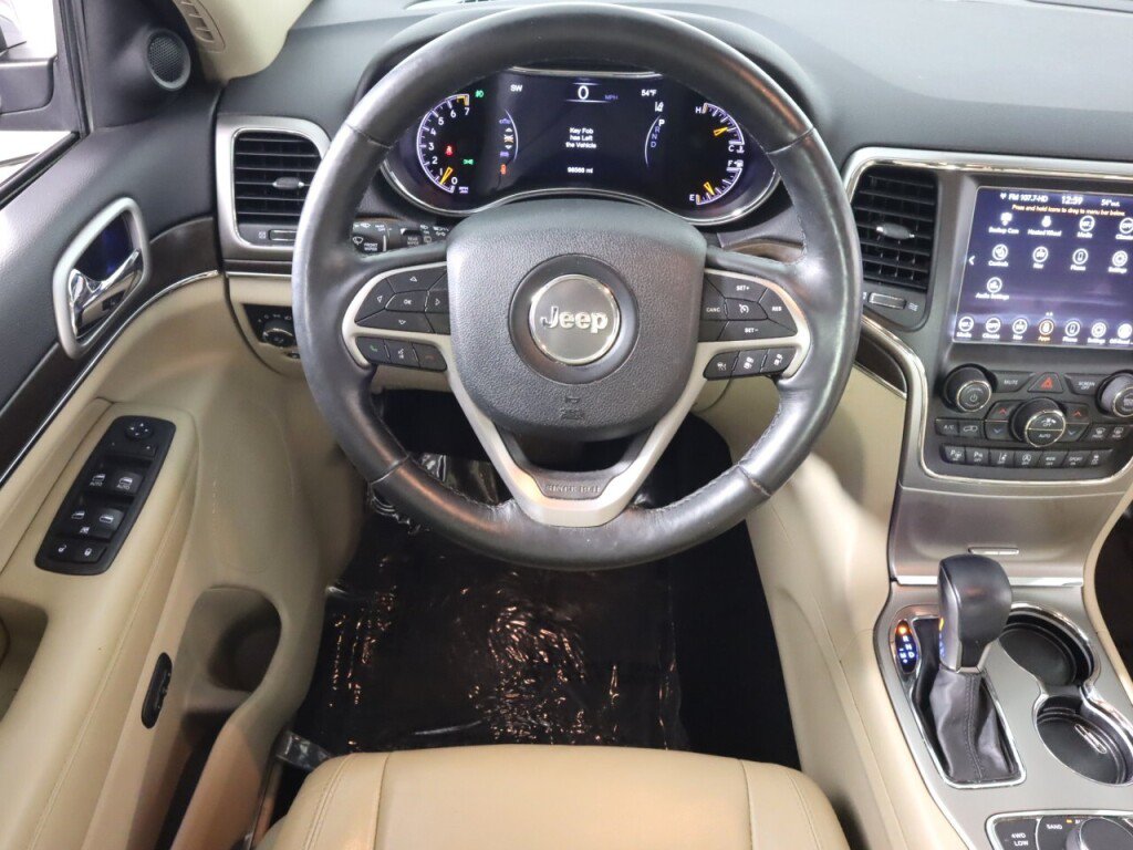 Used 2018 Jeep Grand Cherokee Limited AWD/4WD image 31