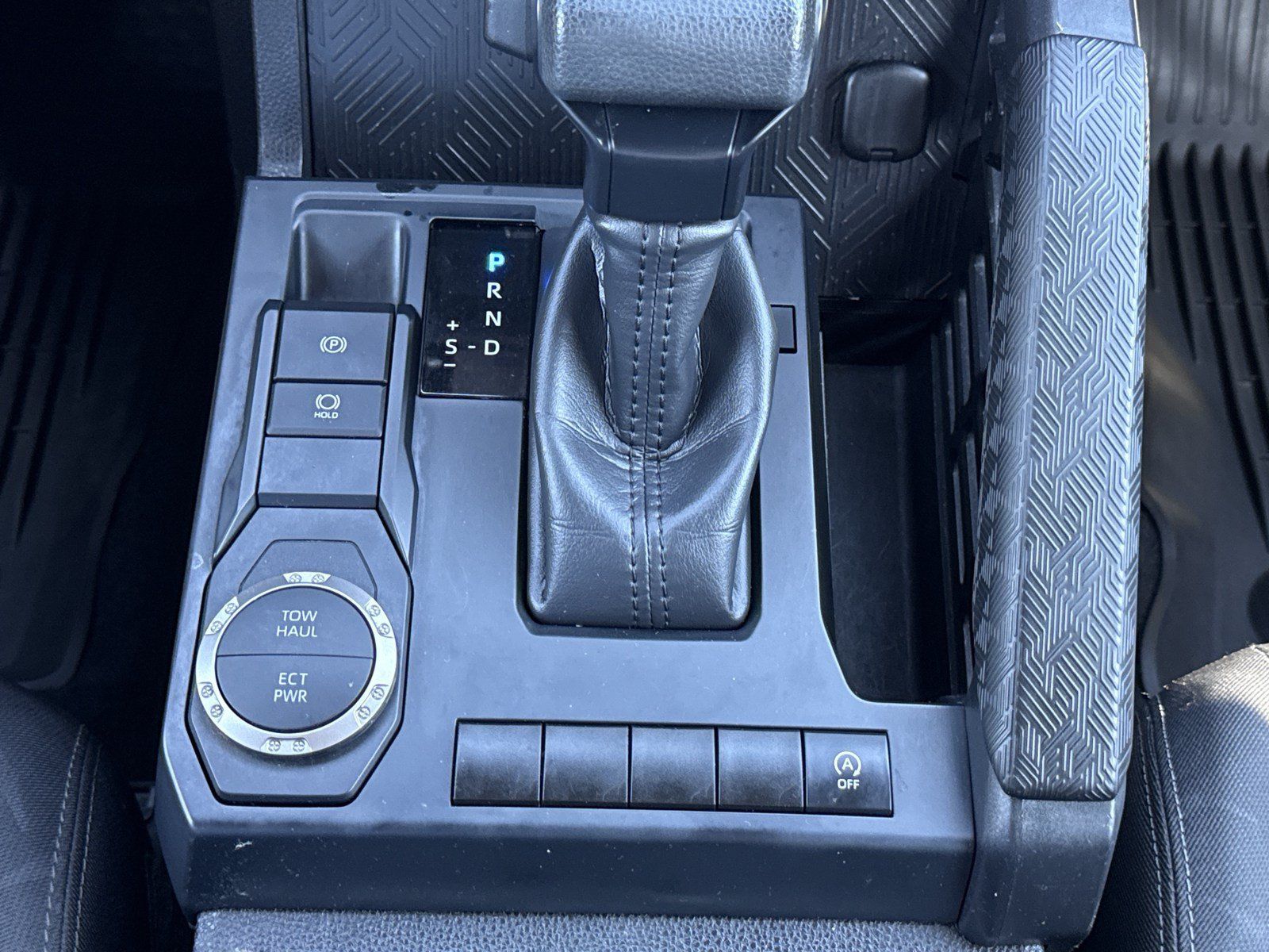 Used 2024 Toyota Tacoma SR5 RWD image 27