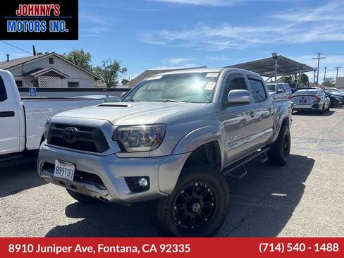 Used 2015 Toyota Tacoma PreRunner w/ TRD Sport Package image 1