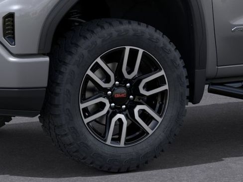 New 2026 GMC Sierra 1500 AT4 w/ Technology Package AWD/4WD image 9