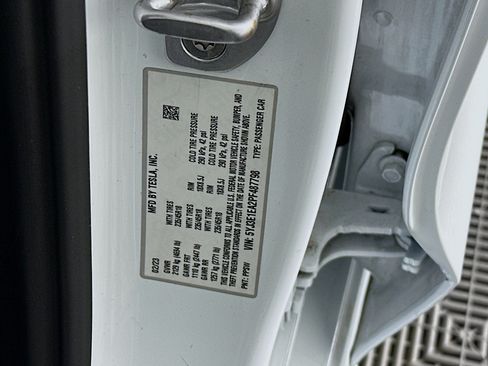 Used 2023 Tesla Model 3 Standard Range RWD image 12