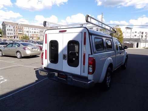 Used 2017 Nissan Frontier S image 6