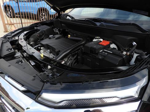 Used 2026 Chevrolet Equinox LT w/ LPO, Floor Liner Package AWD/4WD image 47
