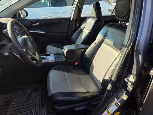 Used 2013 Toyota Camry SE image 8