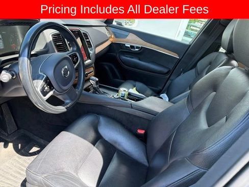 Used 2021 Volvo XC90 T6 Momentum w/ Advanced Package AWD/4WD image 7